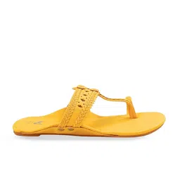 THE MADRAS TRUNK Women Yellow Solid Kolhapuri One Toe Flats with Laser Cuts image 3