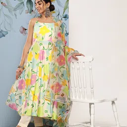 Inddus Women Floral Printed Kurta With Trousers & Dupatta image 1