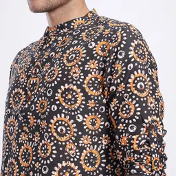 Anouk Rustic Ethnic Motifs Print Band Collar Roll-Up Sleeves Straight Kurta image 2