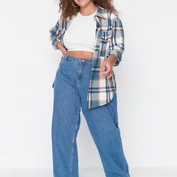 Trendyol Women Pure Cotton Regular Fit Mid-Rise Jeans-picture-41