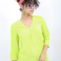 Tokyo Talkies Woman Lime Green Solid V-Neck Top image 1