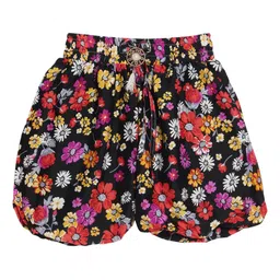 Fashionable Girls Black & Red Floral Printed Loose Fit Balloon Shorts With Brooch Detail-image-49