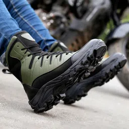 bacca bucci Men Textured Block-Heeled Hiking Boots-picture-33