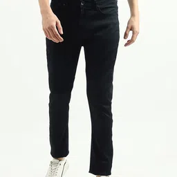 United Colors of Benetton Men Mildly Distressed Jeans-picture-39
