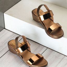 Shezone Copper-Toned Embellished Block Pumps with Buckles-picture-4