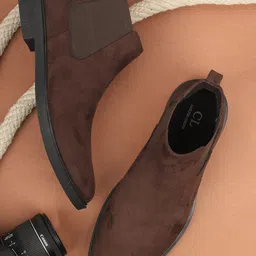 Carlton London Men Brown Solid Mid Top Chelsea Boots-image-49