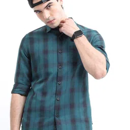 HIGHLANDER Men Cotton Slim Fit Checked Casual Shirt-image-55