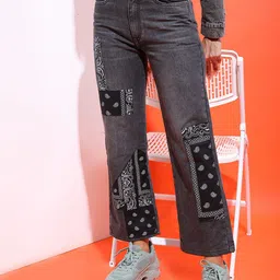 Tokyo Talkies Women Grey Flared Clean look Light Fade Jeans-image-83