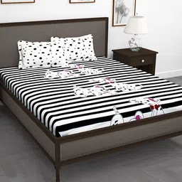 Story@home White Black Cartoon 210 TC Characters King Bedsheet with 2 Pillow Covers-picture-27