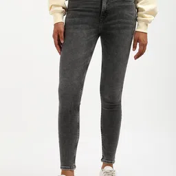 Calvin Klein Jeans Women Super Skinny Fit High-Rise Heavy Fade Jeans-image-28