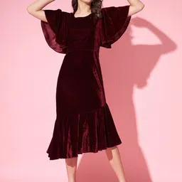 VAARARO Flared Sleeve Ruffled Detail Fit & Flare Velvet Midi Dress-picture-18