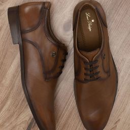 Louis Philippe Men Brown Textured Lace Up Brogues-picture-31