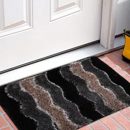 Kuber Industries Set Of 3 Grey & Brown Textured Velvet Anti-Skid Doormats image 5