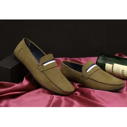 Ferraiolo Men Green Suede Loafers-picture-13