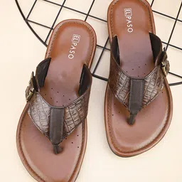 El Paso Men Textured Buckle Detailed Leather Thong Flip-Flops-image-89