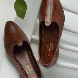 Action Men Tan Textured Slip-On Sneakers image 1