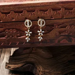 DressBerry Gold-Toned Diamond Shaped Drop Earrings-picture-38