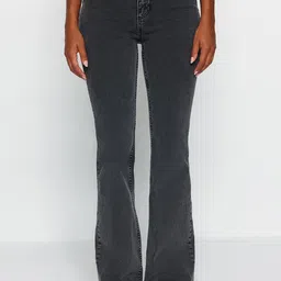 Trendyol Women Mid-Rise Clean Look Stretchable Jeans-image-11