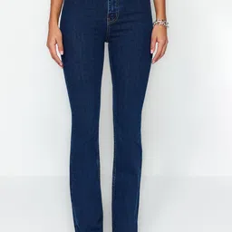 Trendyol Women Mid-Rise Clean Look  Jeans-picture-17