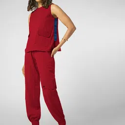 KOLORTHERAPI Round-Neck Sleeveless Casual Top With Joggers-picture-10
