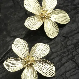 Bohey by KARATCART Gold-Plated Floral Studs Earrings-picture-23