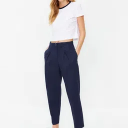 Trendyol Women Pleated Pure Cotton Parallel Trousers-picture-4
