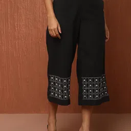 Fabindia Women Floral Chikankari Embroidered Cotton Culottes Trousers-picture-27