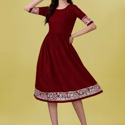 Kinjo Round Neck Midi Dress image 1