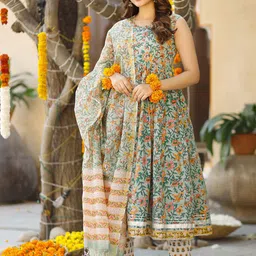 PHEETA Women Green & Orange Floral Printed Pure Cotton Kurta with Trousers & With Dupatta-picture-36