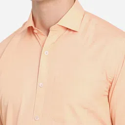 JADE BLUE Men Blue Custom Slim Fit Casual Shirt image 2