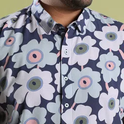 Instafab Plus Men Plus Size Classic Floral Printed Casual Cotton Shirt image 4