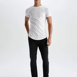 DeFacto Men Mid Rise Clean Look Jeans-picture-28