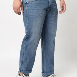 FEVER Men Blue Straight Fit Light Fade Jeans image 2