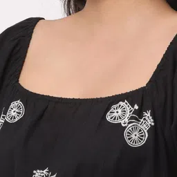 R&B Conversational Embroidered Square Neck Puff Sleeve Fit & Flare Midi Dress image 3