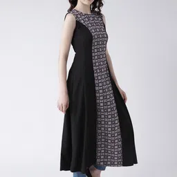 DODO & MOA Black Maxi Dress image 4
