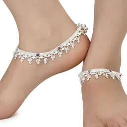 AanyaCentric Women Silver-Plated Anklets image 2