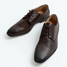 CODE by Lifestyle Men Textured Formal Derbys image 4