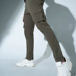 Hubberholme Men Olive Green Slim Fit Stretchable Solid Cargos image 3