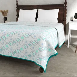 BED-SHEET.COM Green & White Geometric Cotton 150 GSM Double Bed Dohar & 2 Pillow Covers image 2