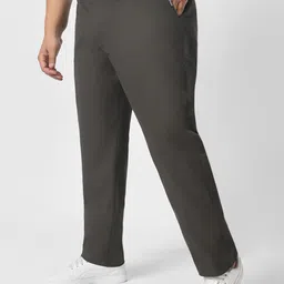 Urbano Plus Men Trousers image 2