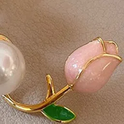 FIMBUL Gold Plated Flower Pearls Stud Earrings image 5