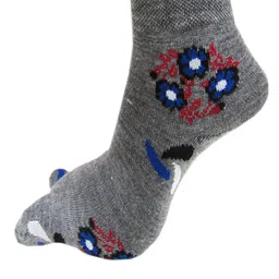 RC. ROYAL CLASS Women Pack Of 5 Patterned Ankle-Length Thumb Socks image 2