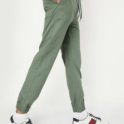max Boys Mid-Rise Pure Cotton Joggers image 5