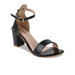 Shoetopia Girls Textured Open Toe Block Heels image 4