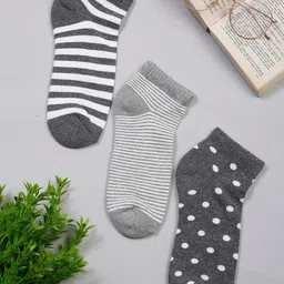 MUTAQINOTI Men Pack Of 3 Grey Striped Ankle-Length Antimicrobial Socks image 2