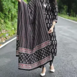 vidhani Viscose Women Churidar-picture-28