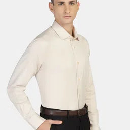Blackberrys Men India Slim Fit Temp Tech Formal Shirt image 4