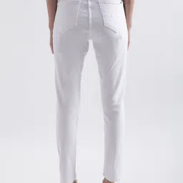 ELLE Women Slim Fit Cotton Jeans image 3