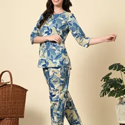 dreambe Women Night Suit Set Beige Printed-picture-23