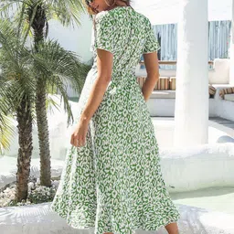 StyleCast Green Animal A-Line Midi Dress image 3